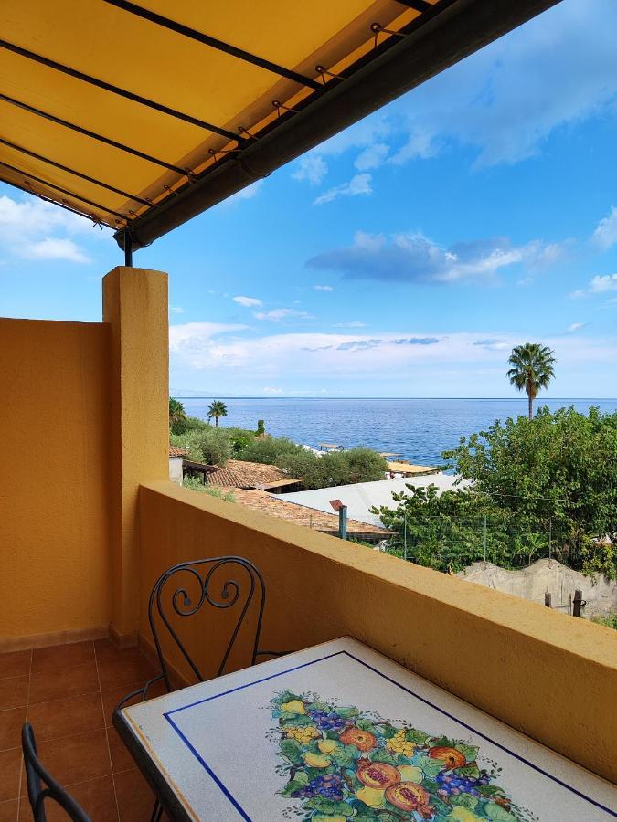 Villa Torre dei Pirati Letojanni Esterno foto